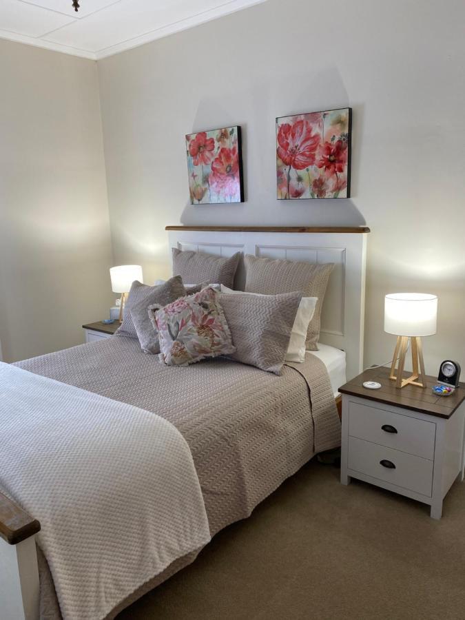 Bed & Breakfast Hideaway On Hume *